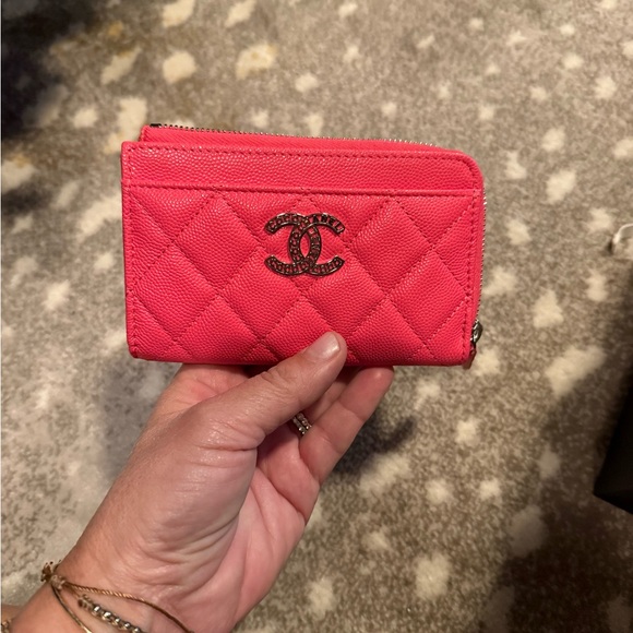 Chanel Pink Quilted Leather Wallet - Picture 2 of 5
